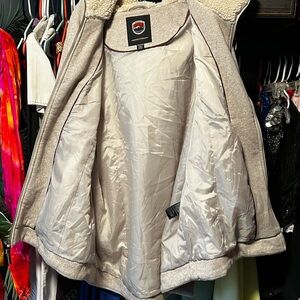 Women's Beige Sherpa-Lined Vest